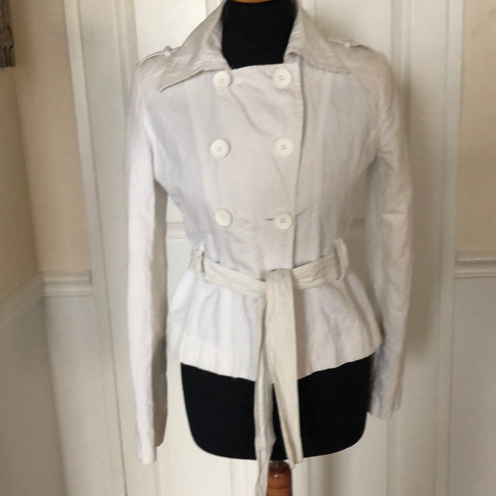 White cotton casual spring jacket